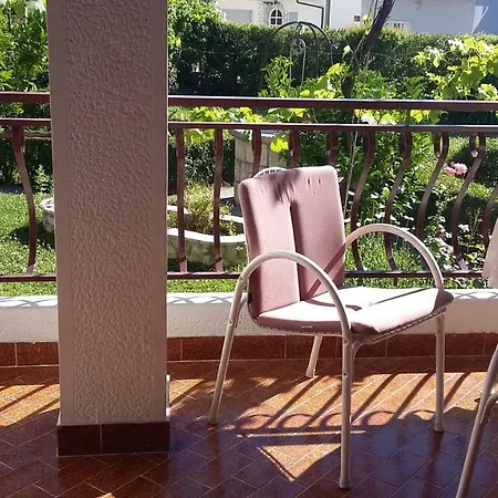 P&z Apartman Rab Town